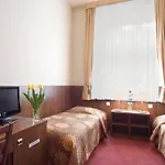 Downtown 3*