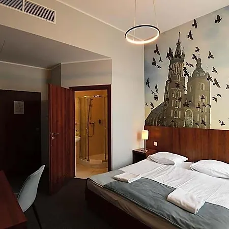 Downtown 3*