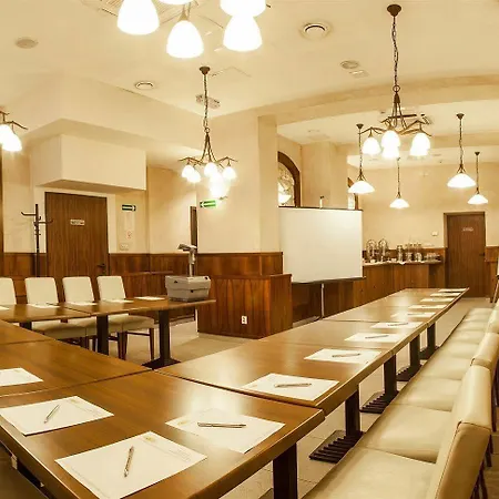 Downtown Hotel 3*
