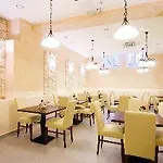 Downtown Hotel 3*